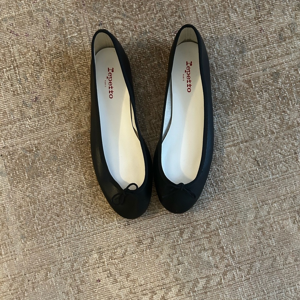 Repetto Cendrillon Black Ballet Flats - New (with box) - Size 41
